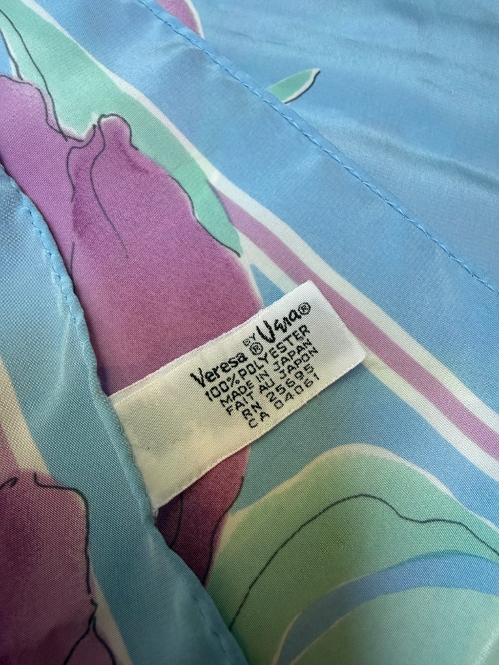 Long Vintage Veresa by Vera Neumann Pastel Tulip Scarf - Picture 7 of 11